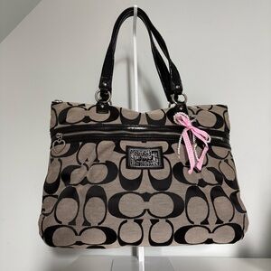 Coach Daisy Black Tote